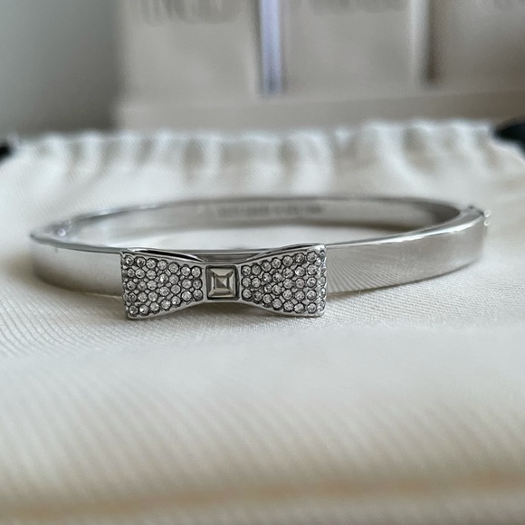 Kate Spade bow bangle bracelet - Picture 1 of 3